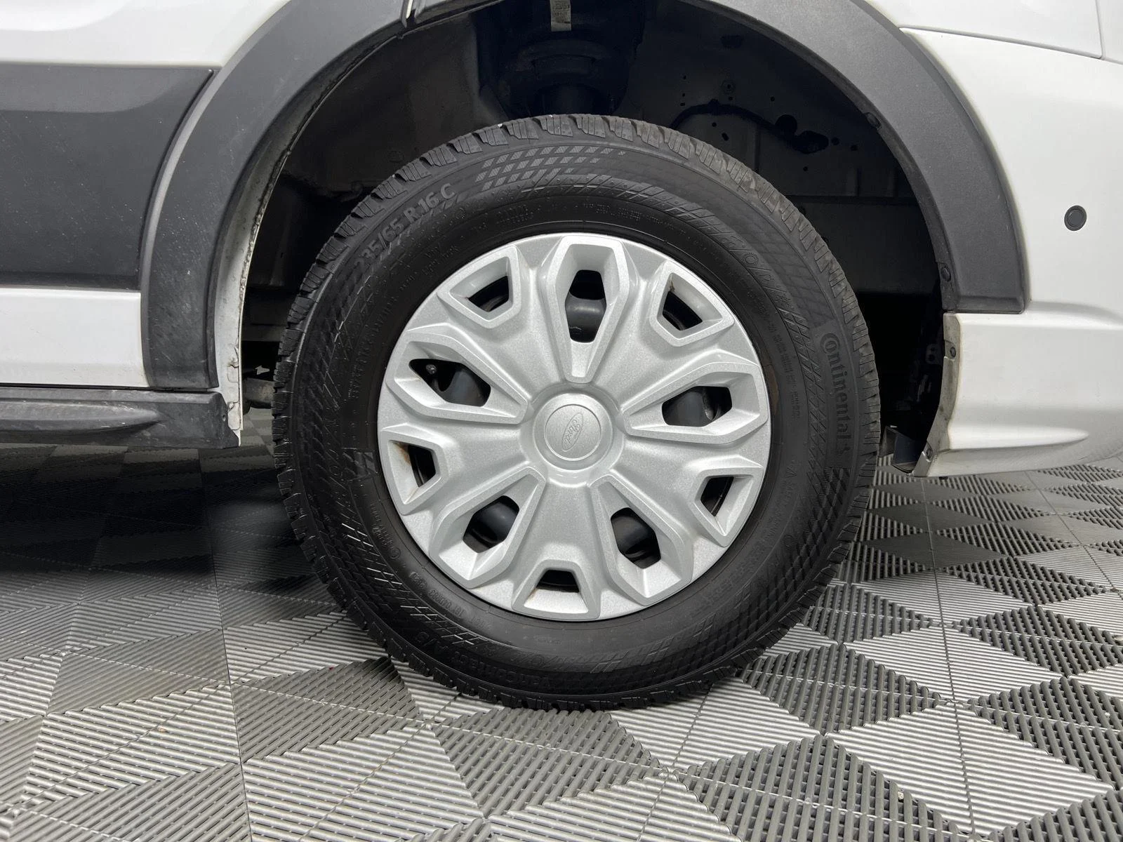 Used 2026 Oxford White Ford 350 XLT image 12