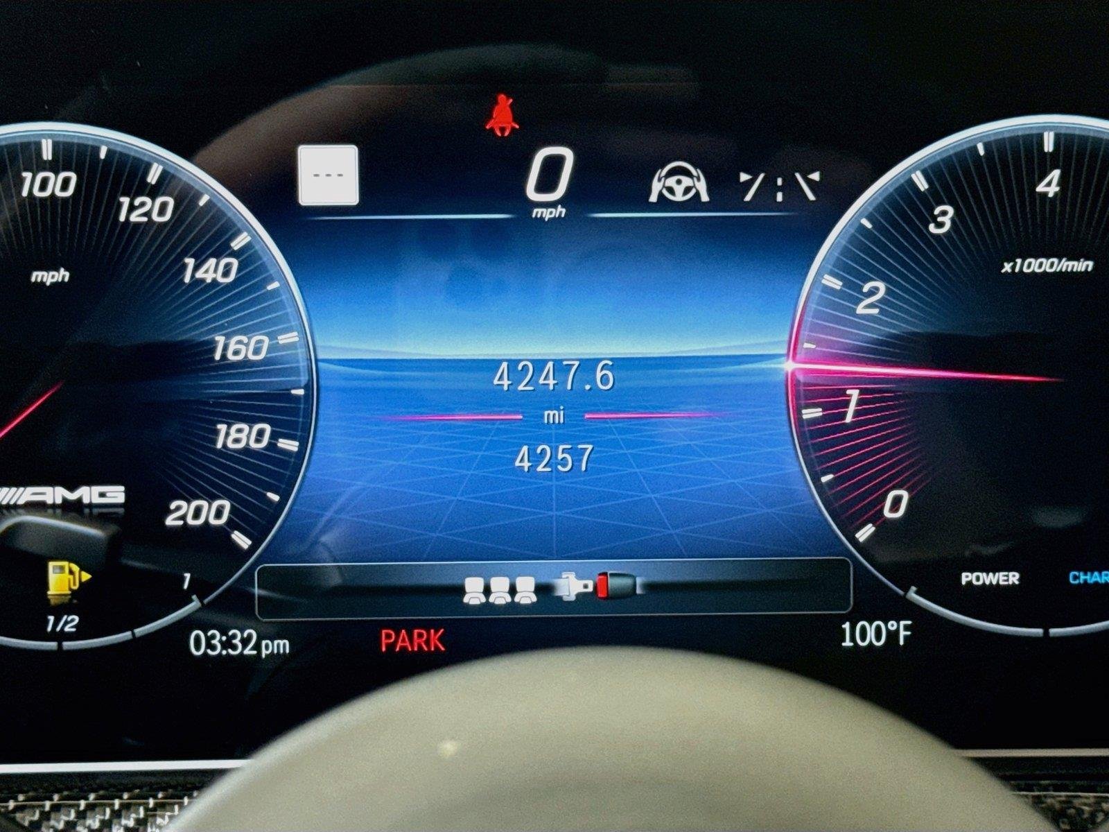 Used 2026 MANUFAKTUR Monza Grey Magno Mercedes-Benz AMG® G 63 | Manu Int Package Plus | Carbon Trim image 17