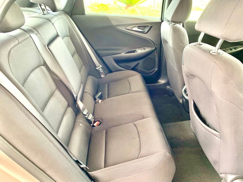 Used 2023 Gray Chevrolet LT image 22