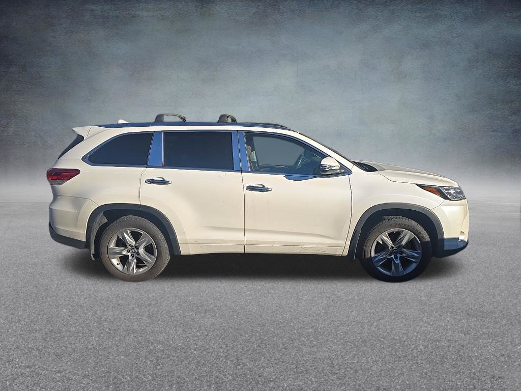 Used 2019 Blizzard Pearl Toyota Limited image 8