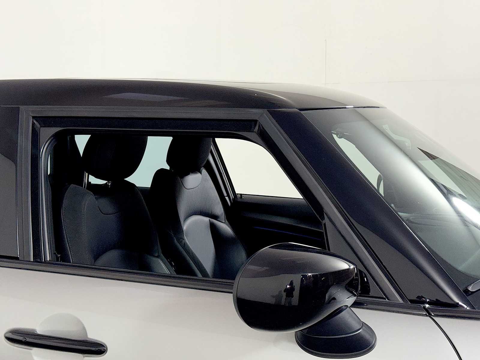 Used 2024 Melting Silver III Metallic MINI Cooper S image 30