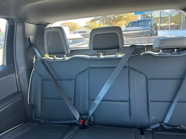 2026 GMC Sierra EV Elevation - Photo 24