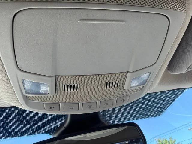 Used 2022 White Ford SEL image 19