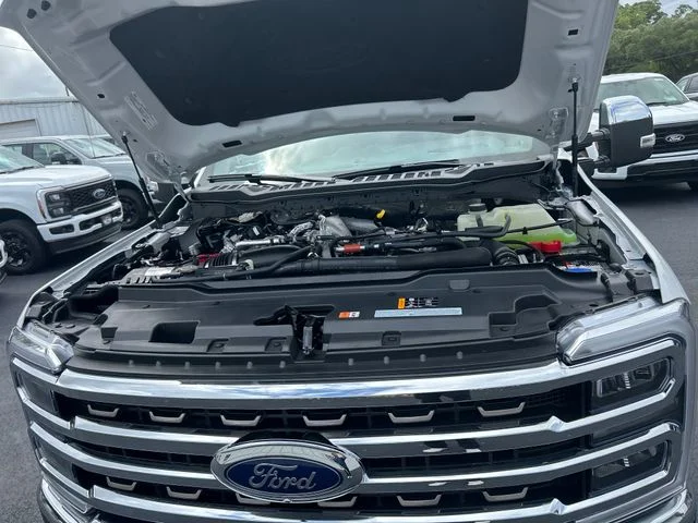New 2026 Star White Metallic Tri-Coat Ford F-250® King Ranch® image 23