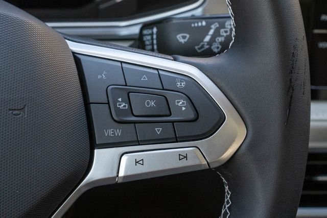 2025 Volkswagen Taos SEL - Photo 27