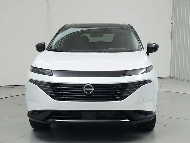 New 2026 White Nissan Platinum image 2