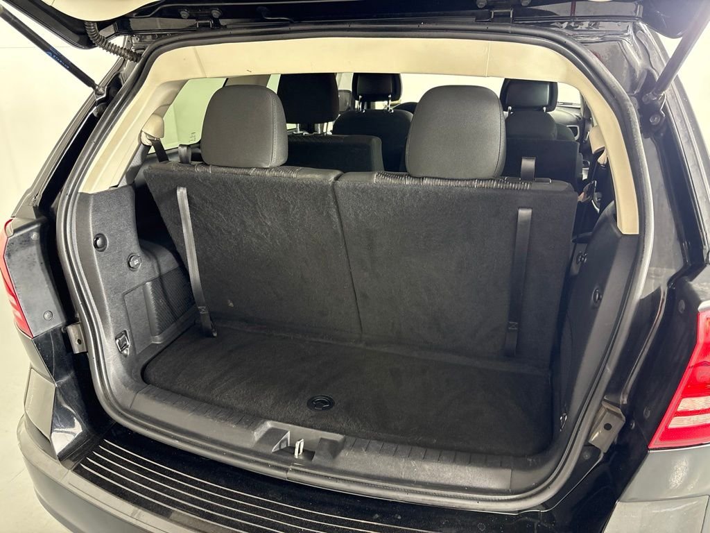 Used 2019 Black Dodge SE image 20