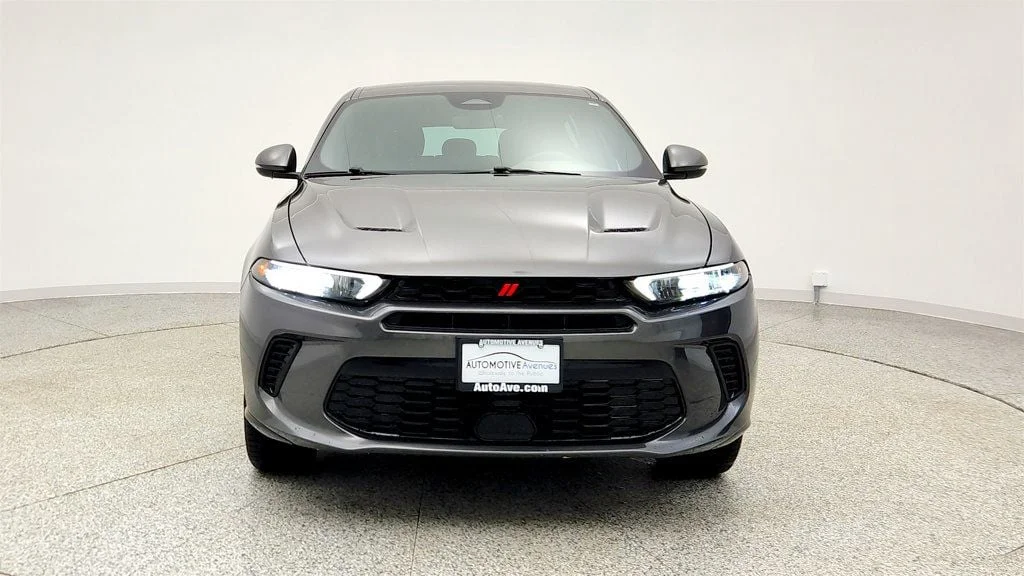 Used 2024 Gray Cray Dodge R/T EAWD w/ Turbocharged Hybrid & Sport-Tuned Handling image 2