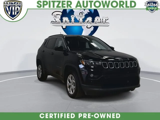 Used 2024 Black Jeep Latitude image 3