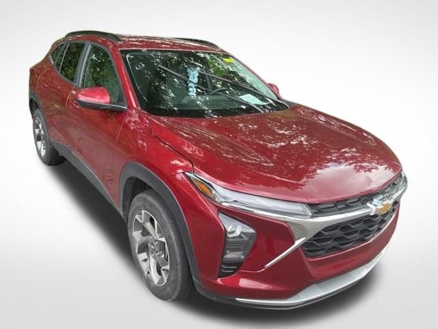 2024 Chevrolet Trax LT's photo