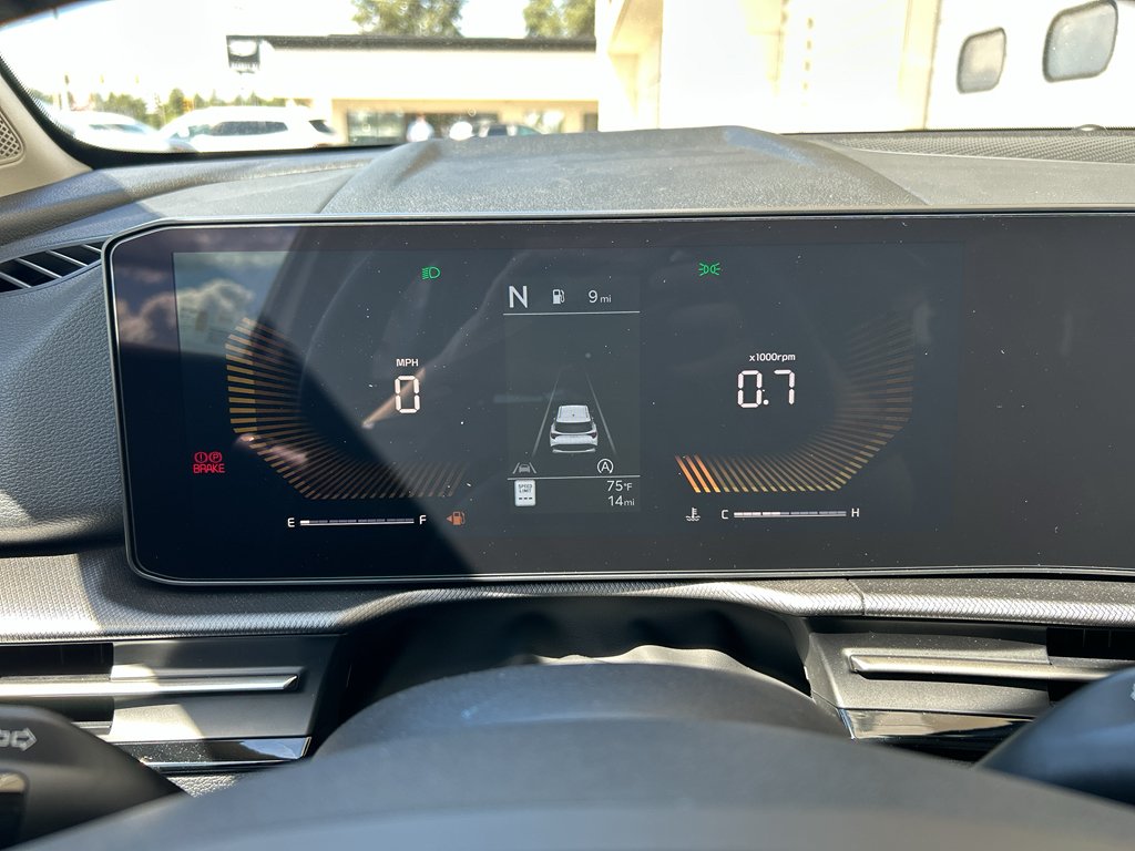 New 2026 Glacial White Pearl Kia LX image 25