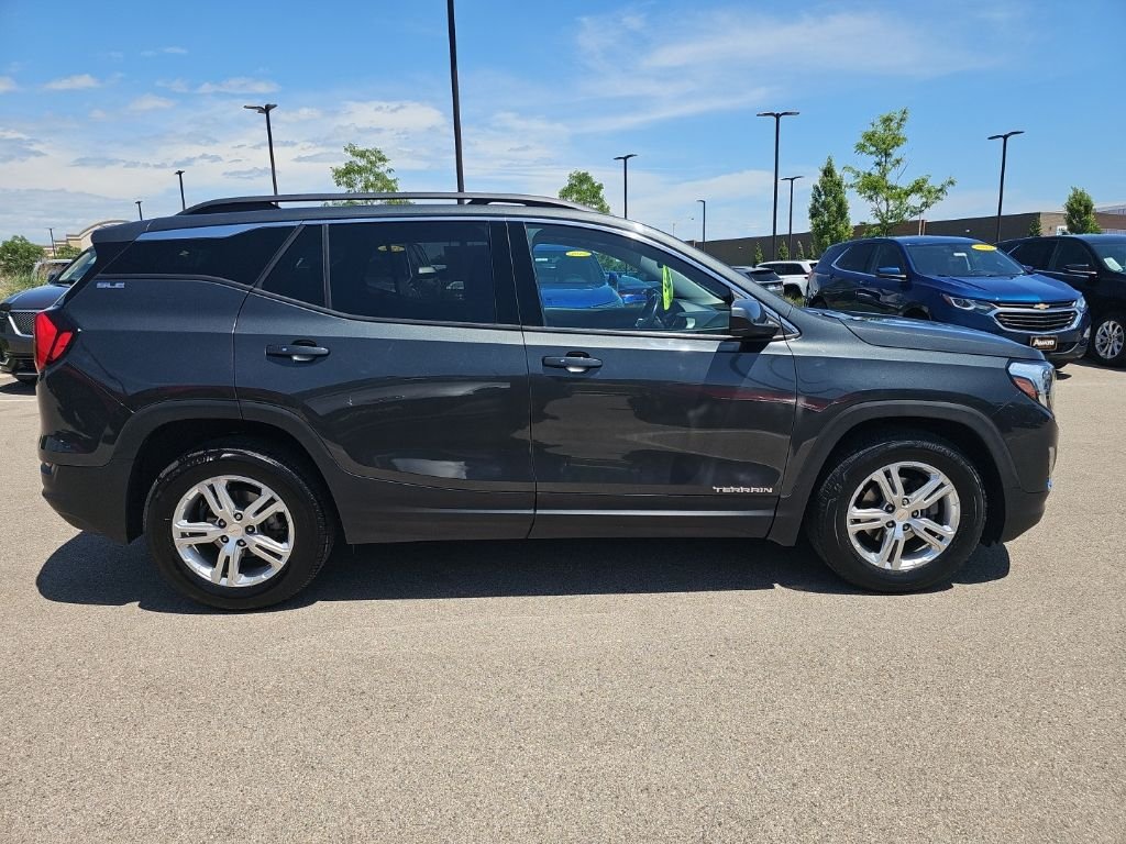 Used 2020 Gray GMC SLE image 6