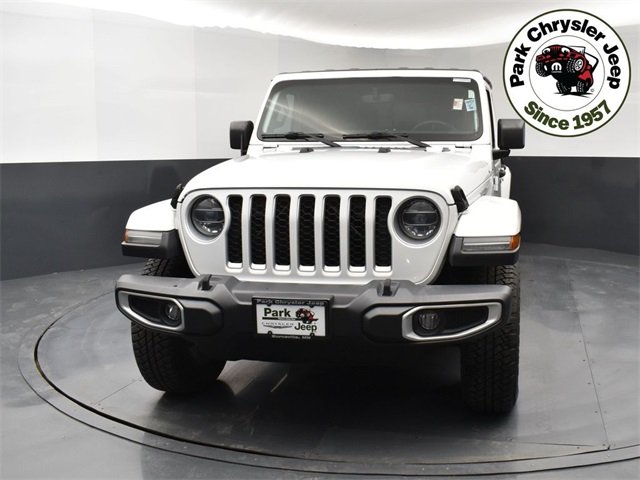 Used 2020 Jeep Gladiator Overland with VIN 1C6HJTFG7LL141244 for sale in Burnsville, Minnesota