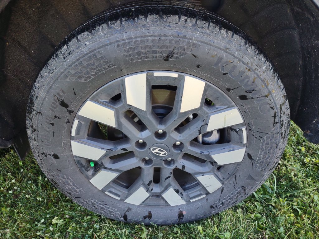 Certified Used 2027 Gray Hyundai SEL image 10