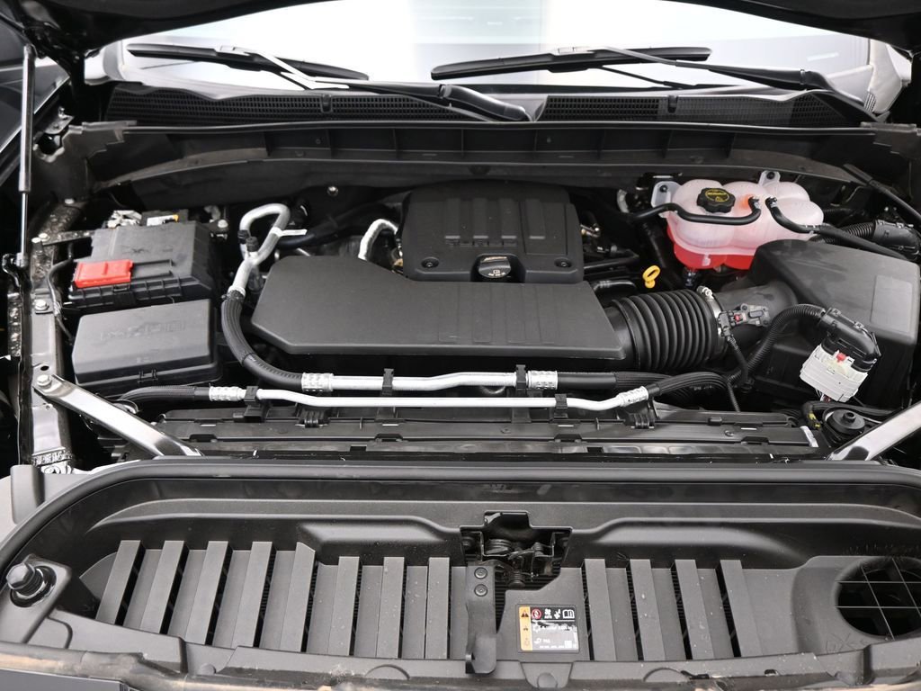 New 2026 Onyx Black GMC Elevation image 21
