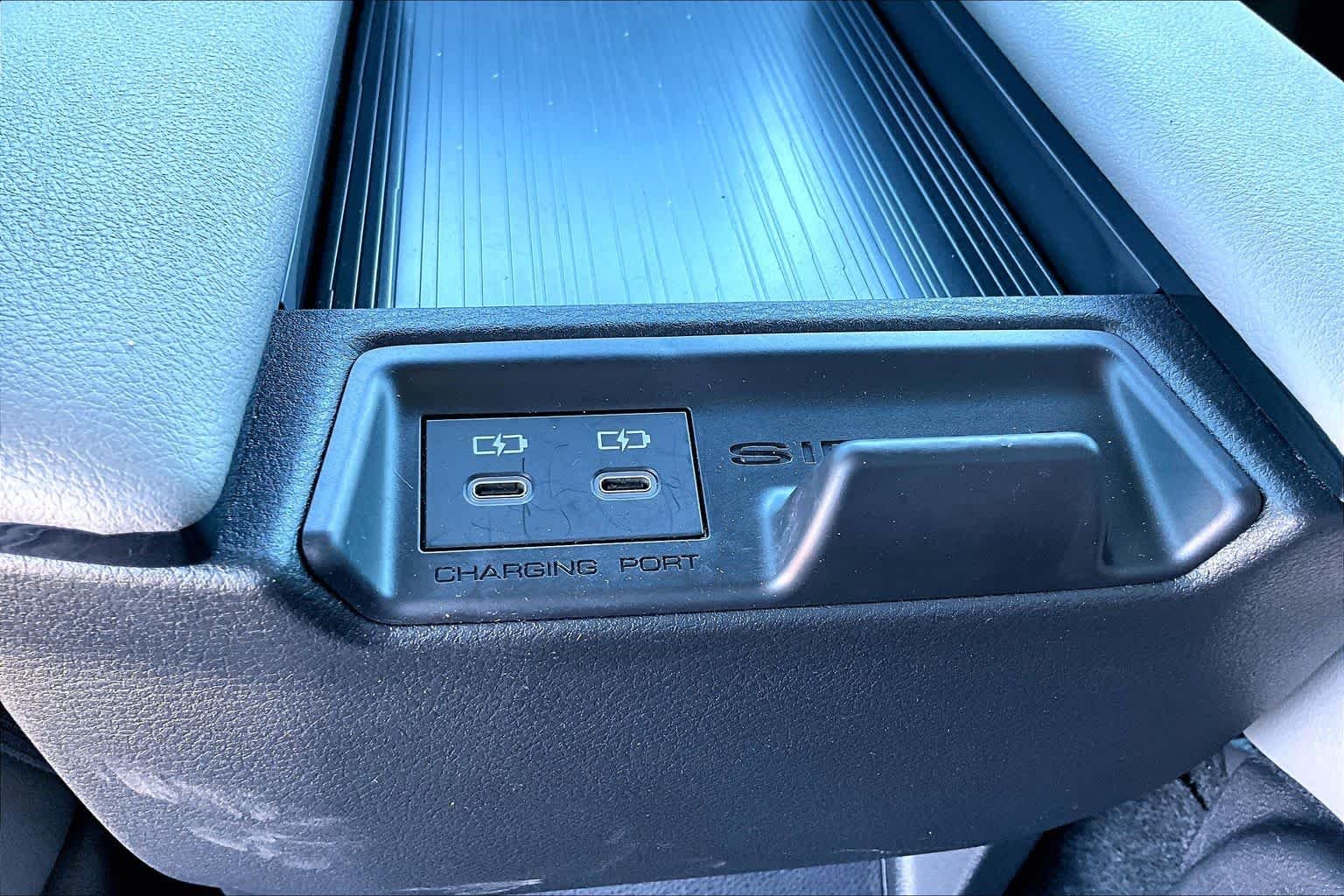 Used 2025 Magnetic Gray Metallic Toyota XLE image 36
