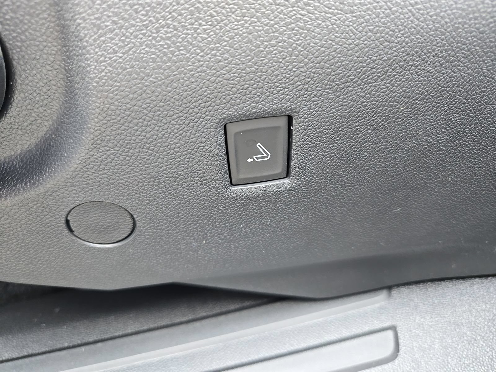 2026 GMC Acadia Denali Ultimate - Photo 24