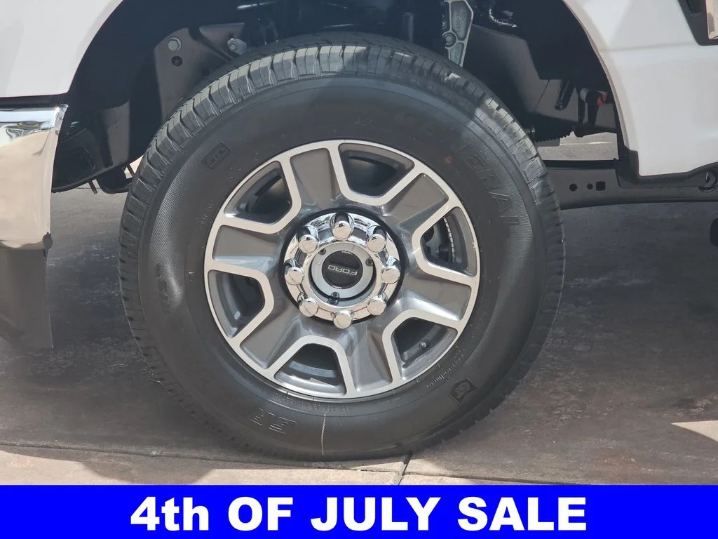 New 2026 Oxford White Ford F-350® Lariat® image 14