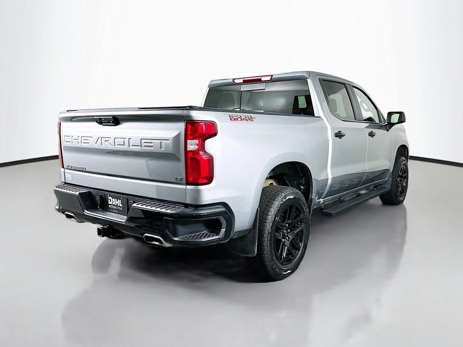 Used 2025 Sterling Gray Metallic Chevrolet LT Trail Boss image 13
