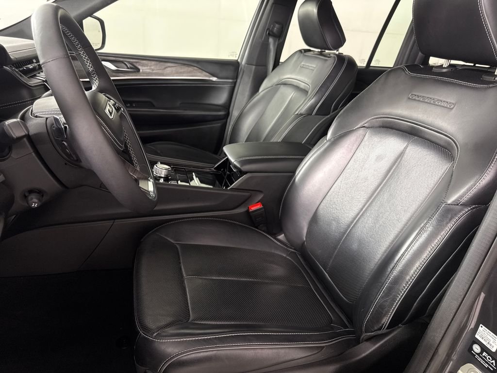 2024 Jeep Grand Cherokee Overland - Photo 10