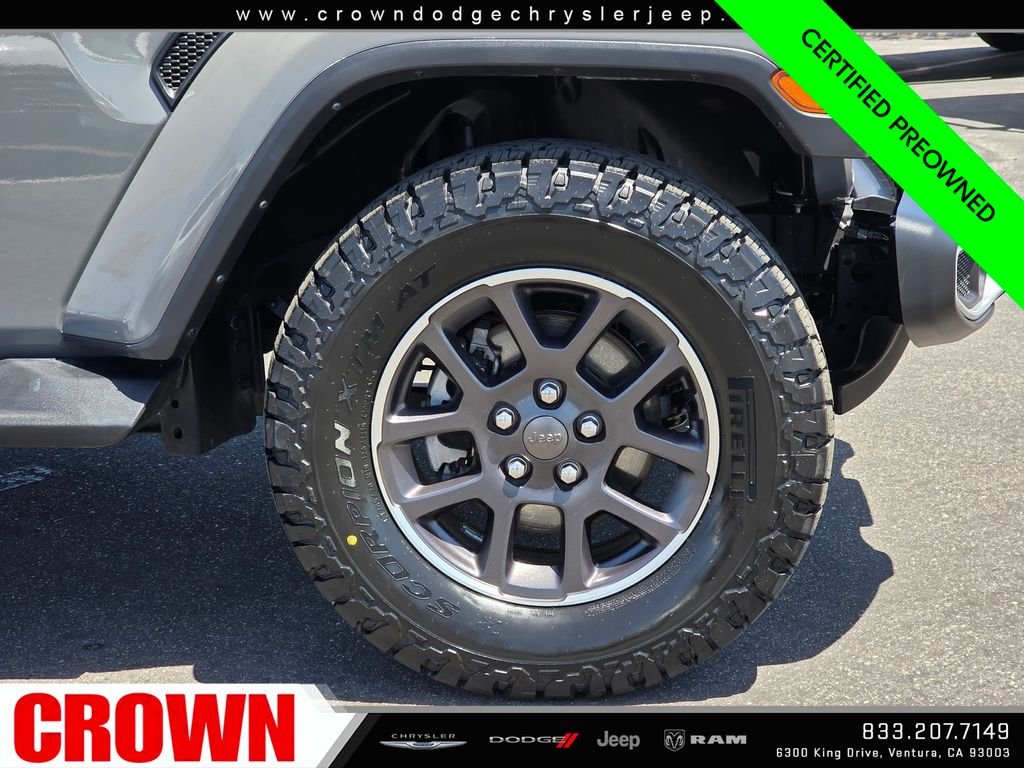Certified Used 2023 Gray Jeep Overland image 9