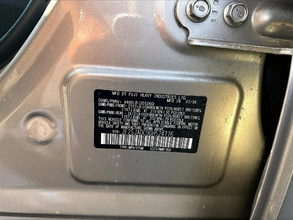 Used 2016 Brown Subaru 2.5i Premium image 30