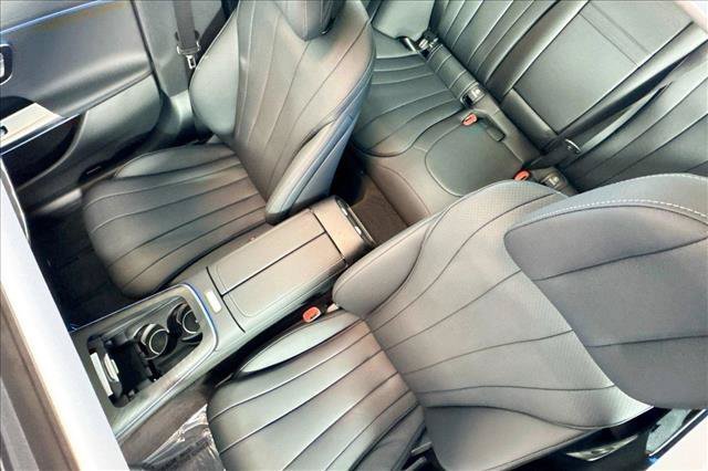 New 2026 MANUFAKTUR Alpine Grey Mercedes-Benz E 450 image 49