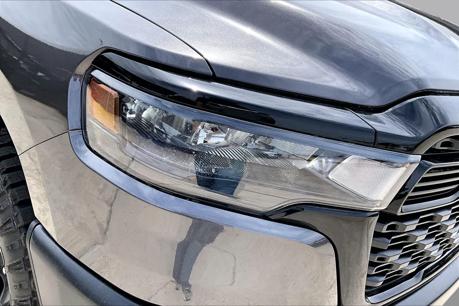 New 2026 Granite Crystal Metallic Clear-Coat Exterior Paint RAM Warlock image 13
