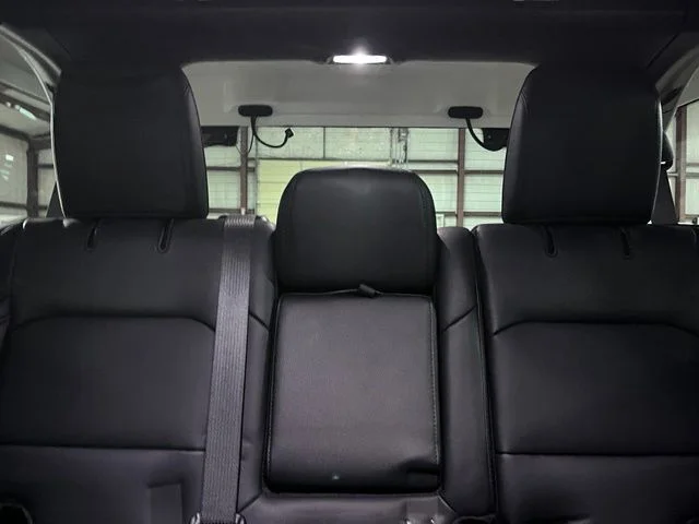 Used 2024 Gray Jeep Sahara image 16