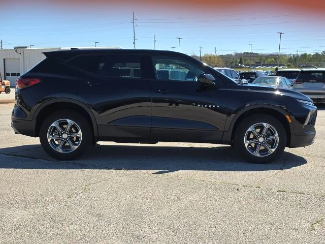 Used 2024 Black Chevrolet LT image 6