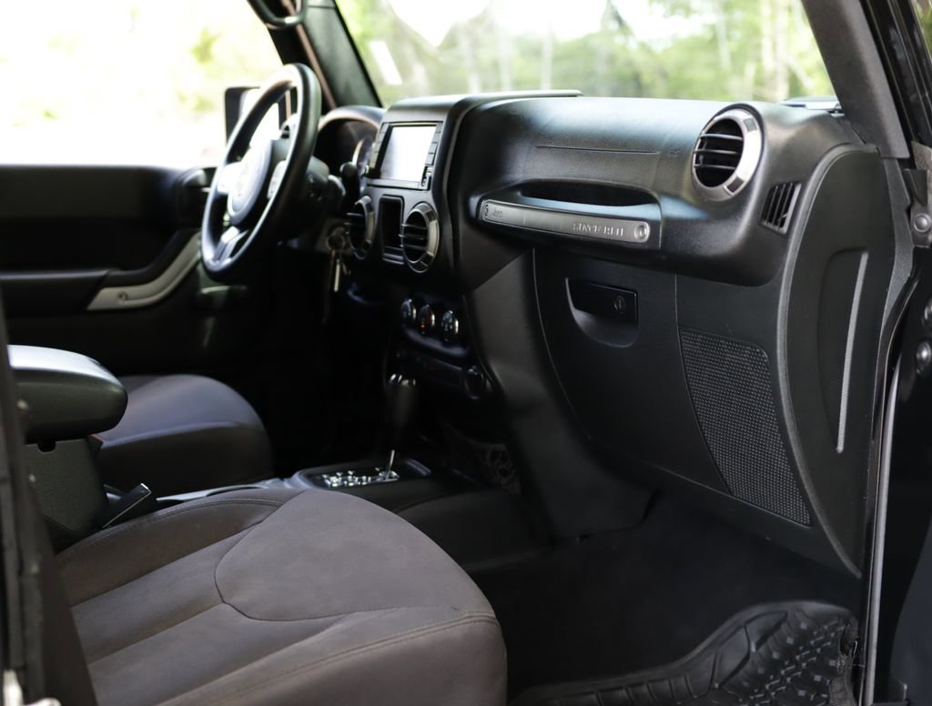 Used 2015 Black Jeep Sport image 24
