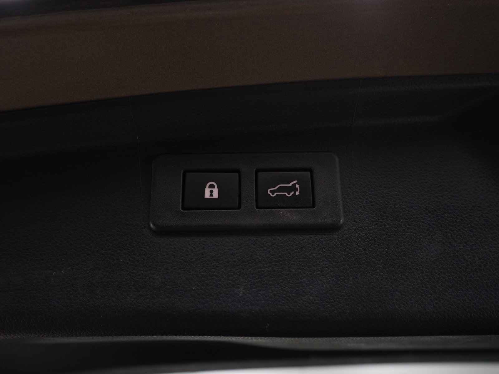 Used 2023 Autumn Green Metallic Subaru Touring image 18