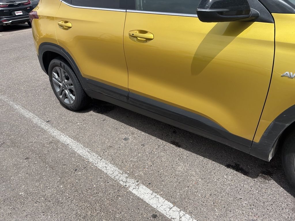 Certified Used 2022 Yellow Kia S image 12