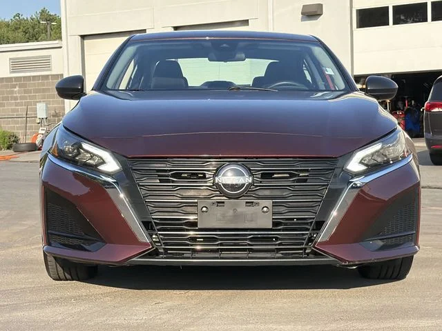 Used 2024 Red Nissan 2.5 SV image 15