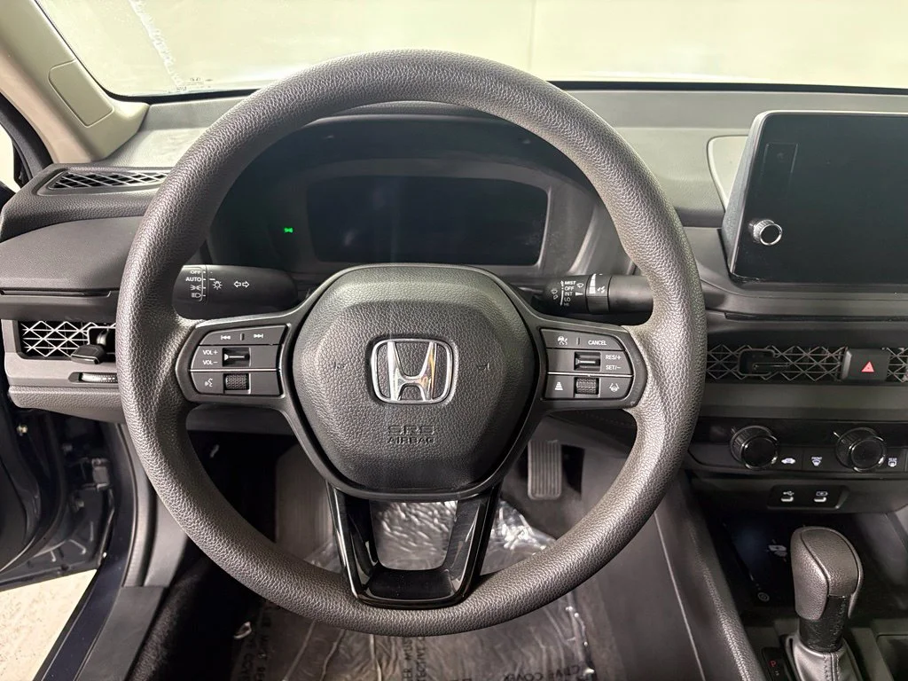 Used 2026 Gray Honda LX image 23