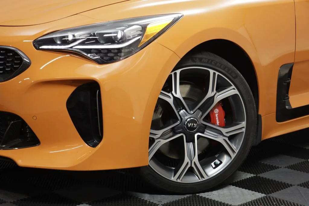 Used 2019 Orange Kia GTS image 3