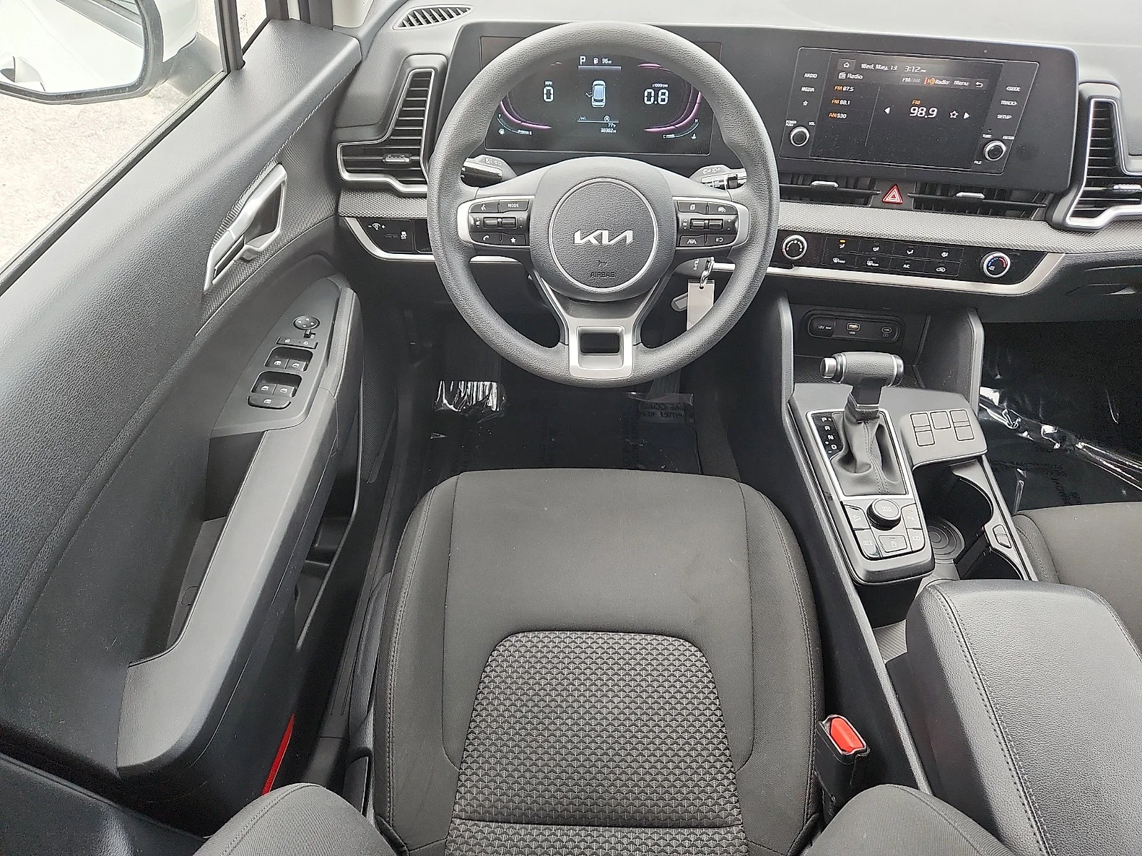 Used 2024 White Kia LX image 11