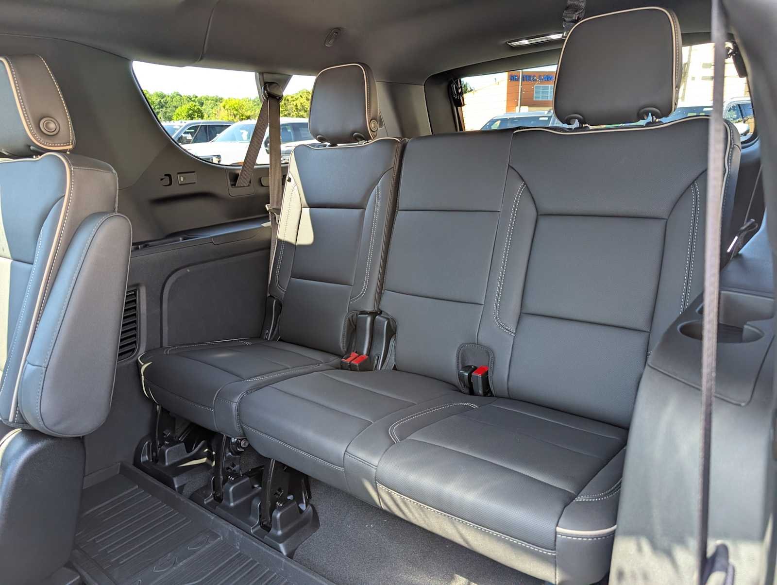 2026 GMC Yukon XL Elevation - Photo 18