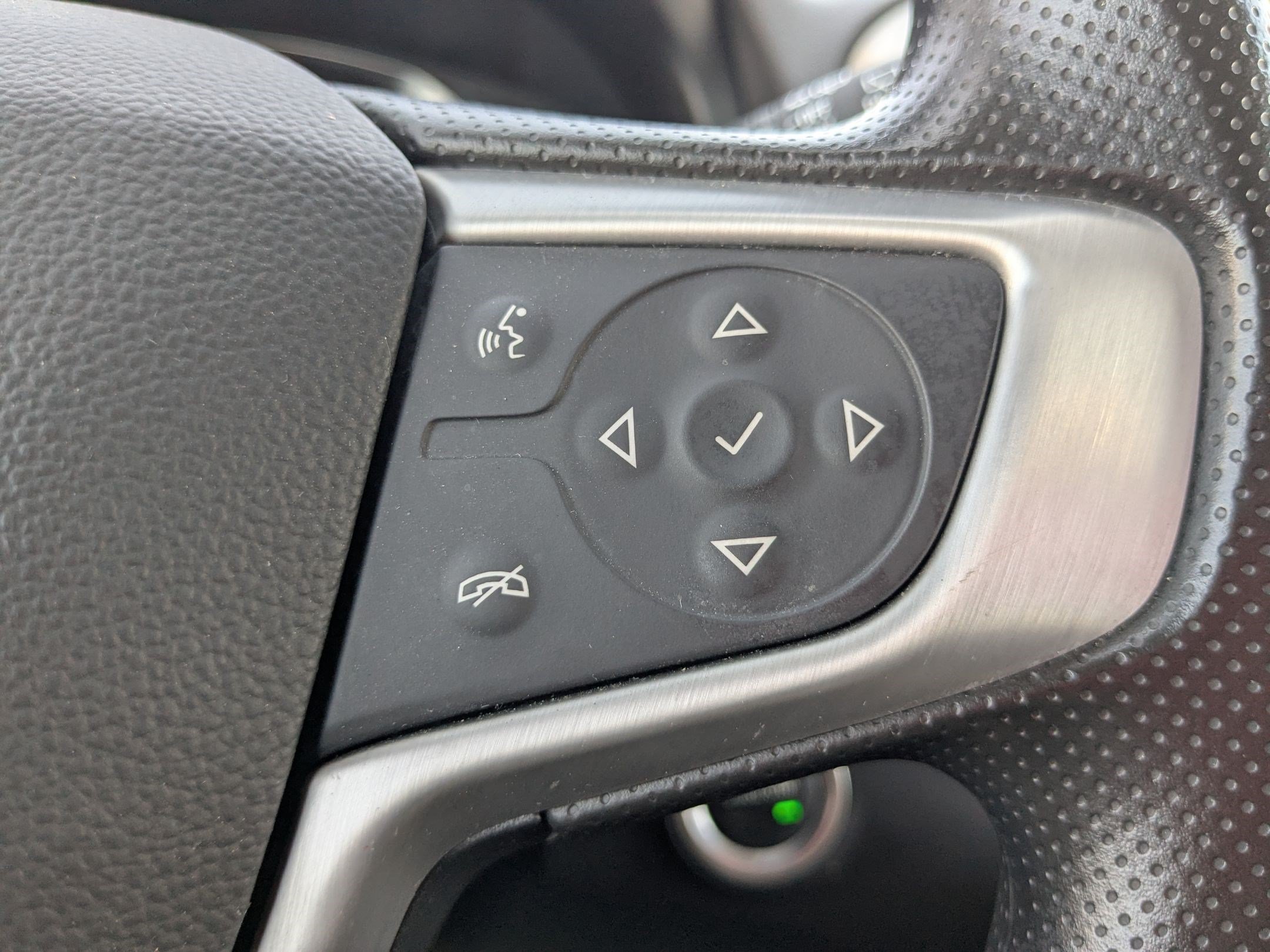 2024 GMC Terrain SLE - Photo 20