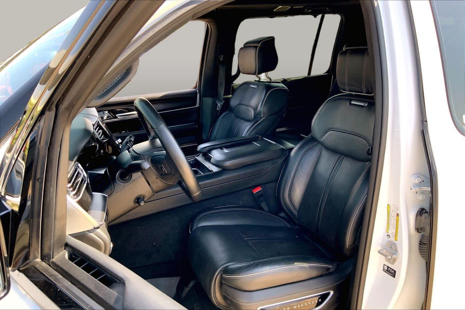 Pre-Owned 2024 Jeep Grand Wagoneer L Series II