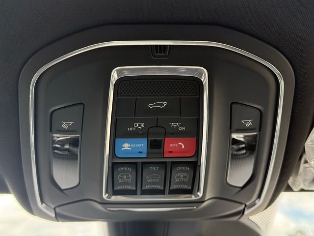 New 2026 Velvet Red Pearlcoat (DISC) Jeep Grand Wagoneer image 29