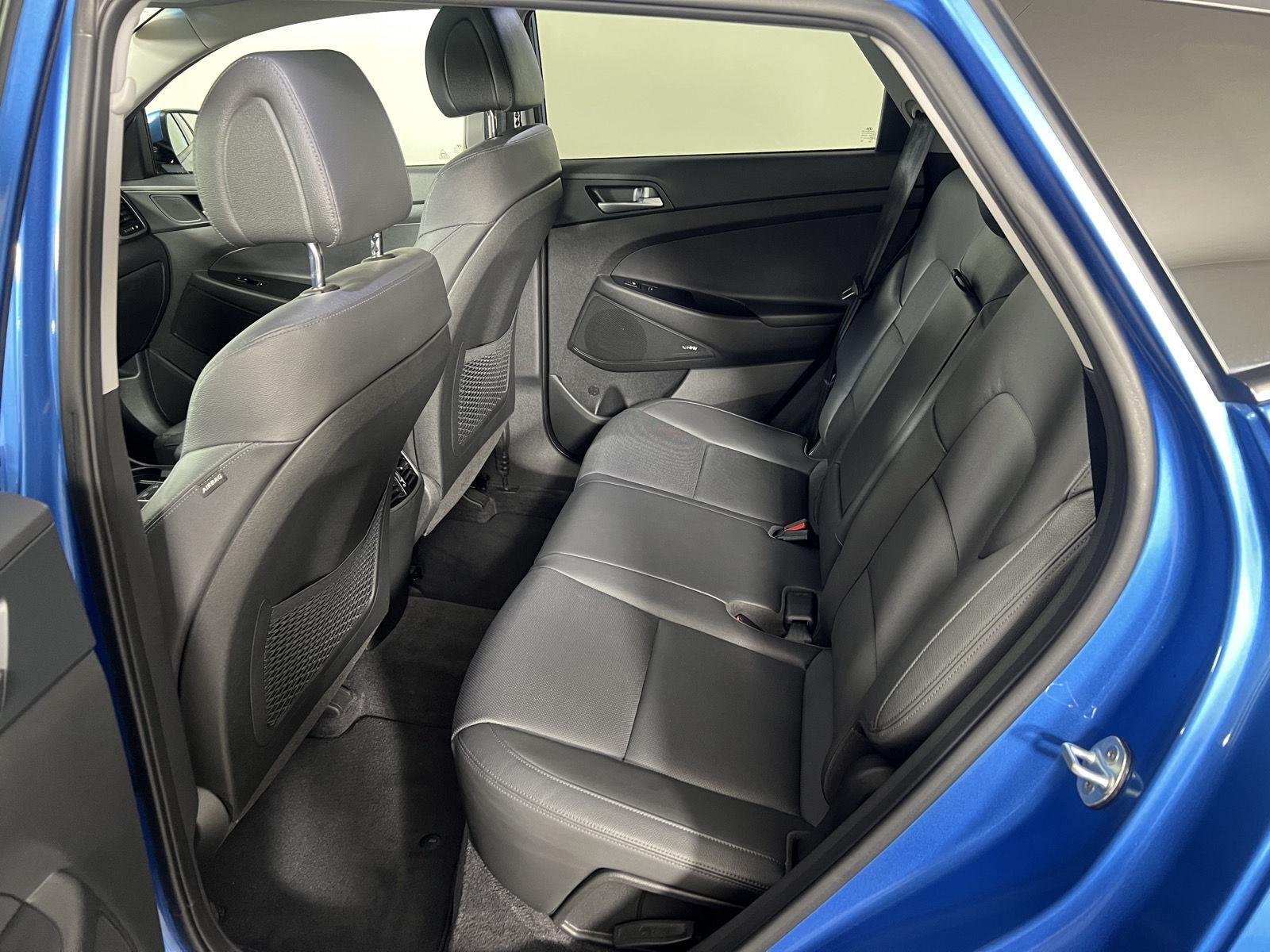 Used 2017 Caribbean Blue Hyundai Limited image 24