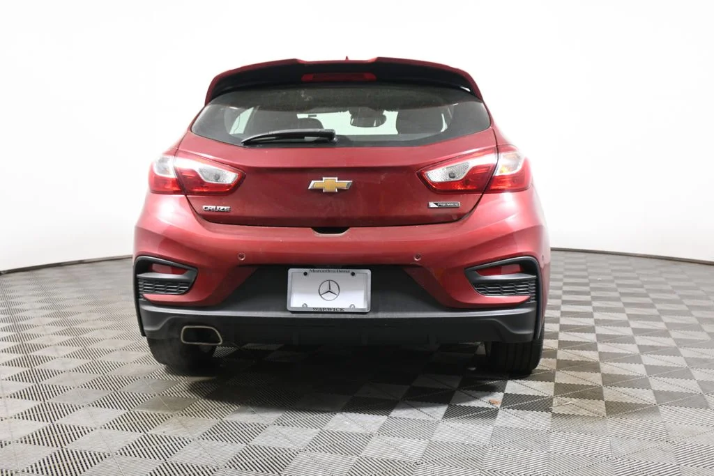 Used 2017 Red Chevrolet Premier image 6