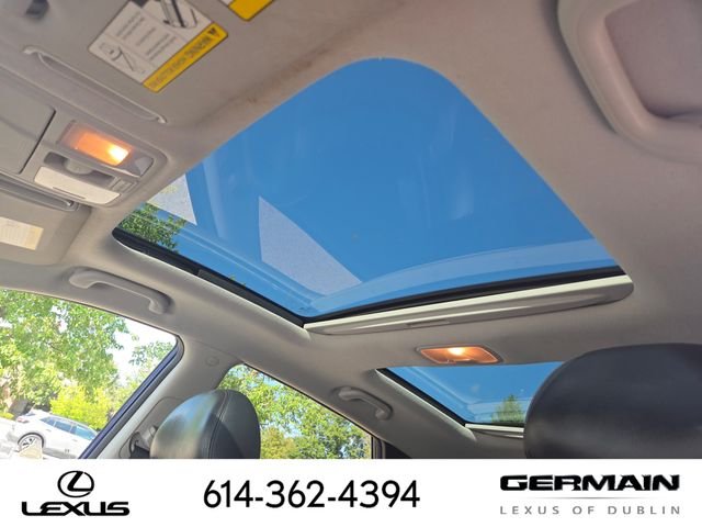Used 2011 Blue Hyundai Limited image 17