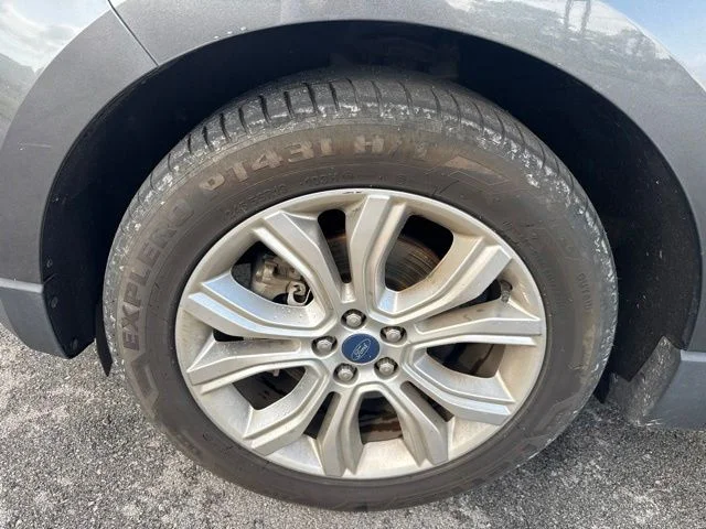 Used 2020 Gray Ford Titanium image 9