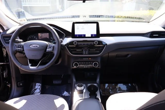 2022 Ford Escape SE - Photo 16