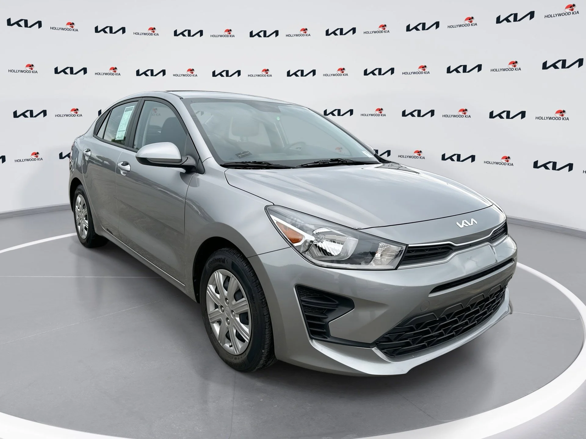 2023 Kia Rio S iVT's photo