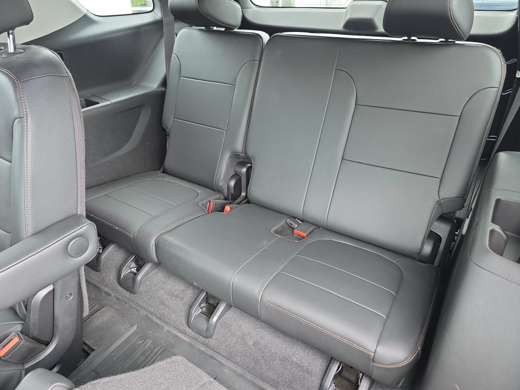 Used 2020 White Chevrolet Premier image 19