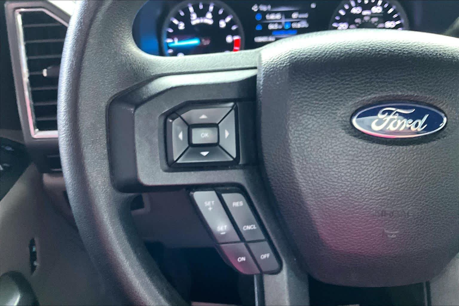 Used 2017 Blue Jeans Ford XLT image 23