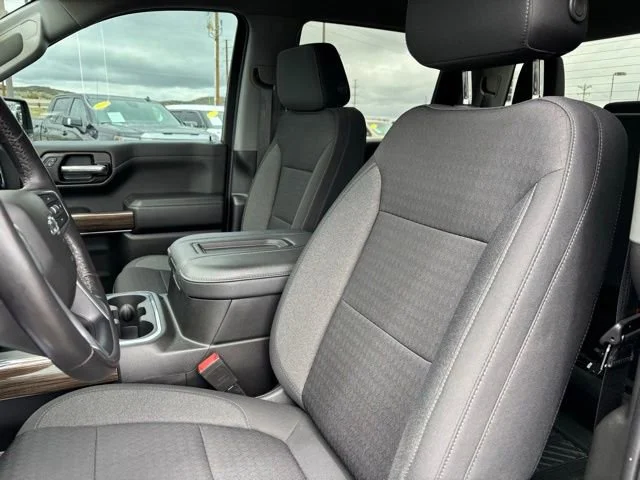 Used 2022 Silver Ice Metallic Chevrolet LT Trail Boss image 13